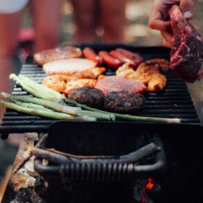 Мясо, мясная продукция и готовая еда